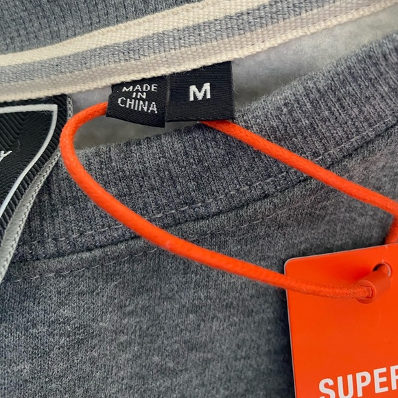 Super dry sweat-shirt size Medium with fleece lining - Picture 2 of 4